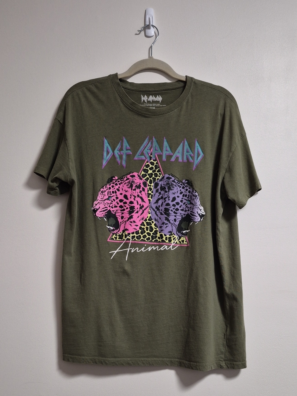 Def Leppard tshirt